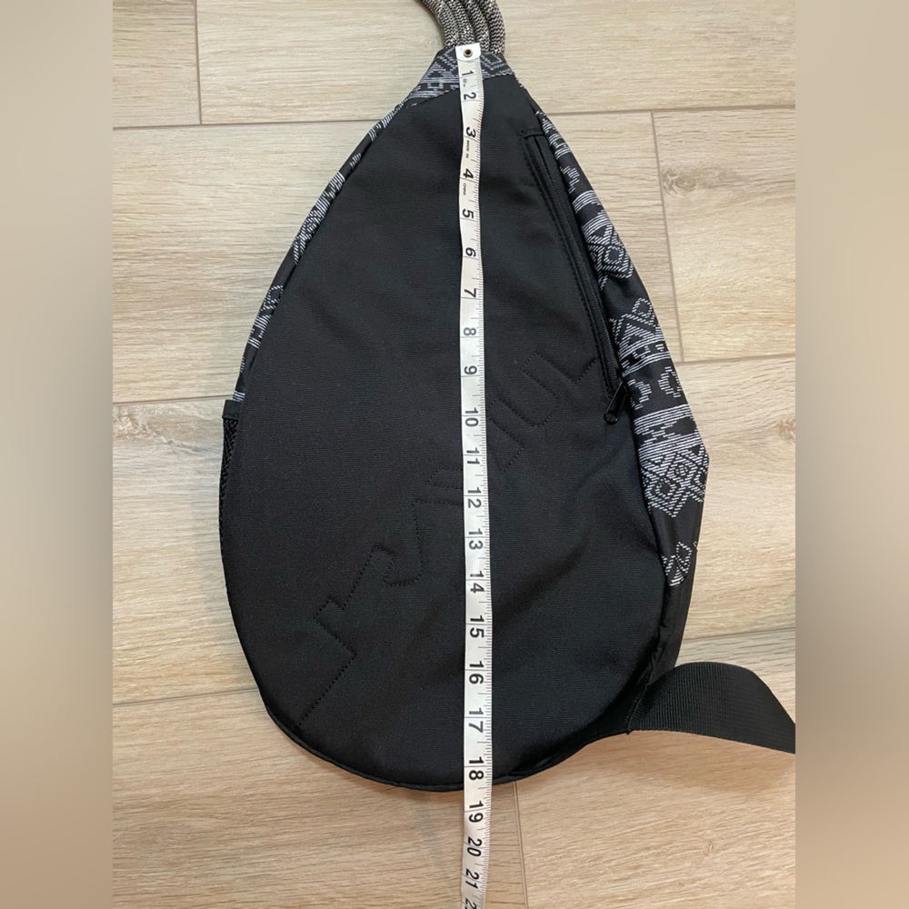 Kavu black white Paxton 25th anniversary sling rope bag - Picture 10 of 11